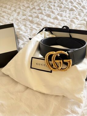 Gucci Black Leather Belt with Gold Double G Buckle